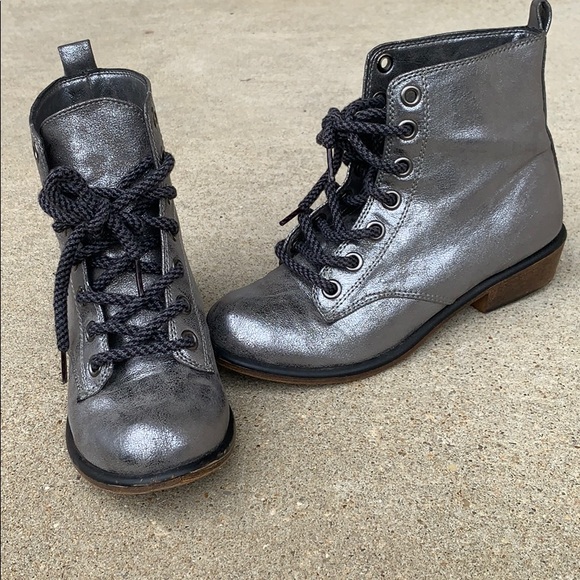Chinese Laundry Lace up ankle boots - Picture 7 of 10